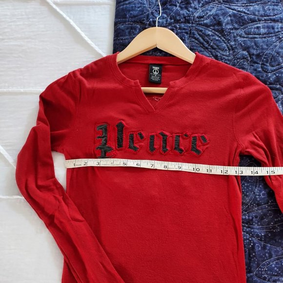 EUC Lucky Brand t-shirt, peace sign, size small - Picture 9 of 11